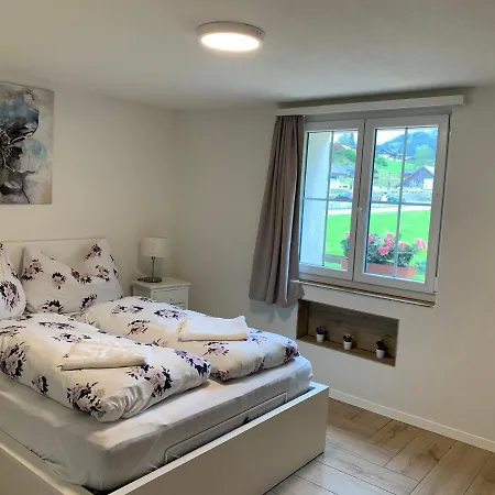 Eiger, Jungfrau, Luxury Garden شقة جريندلوالد