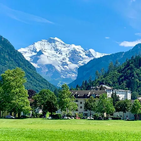 Eiger, Jungfrau, Luxury Garden * Grindelwald